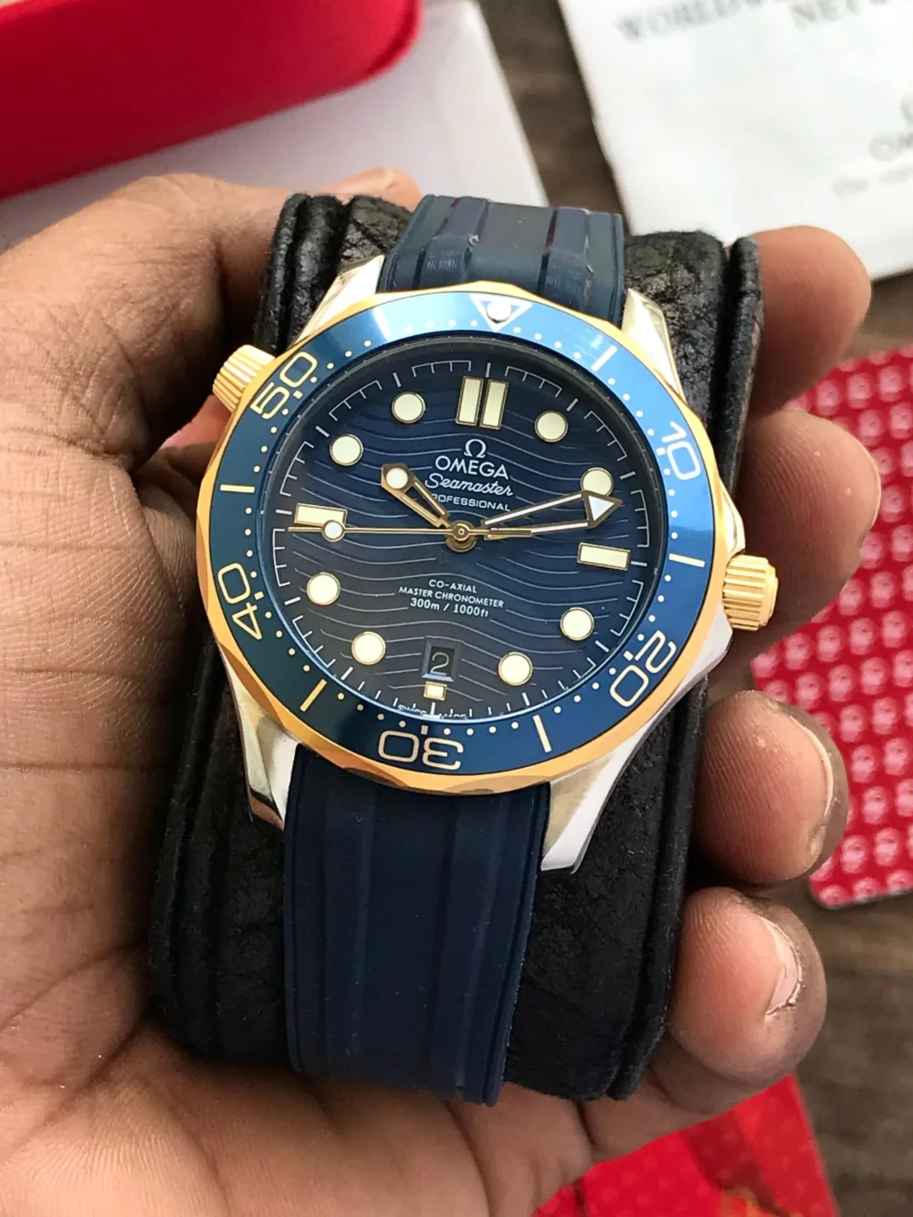Omega Seamaster Diver 300m Co-Axial 42mm Chronometer Automatic Movement Yellow Gold Blue Dial Men's Watch