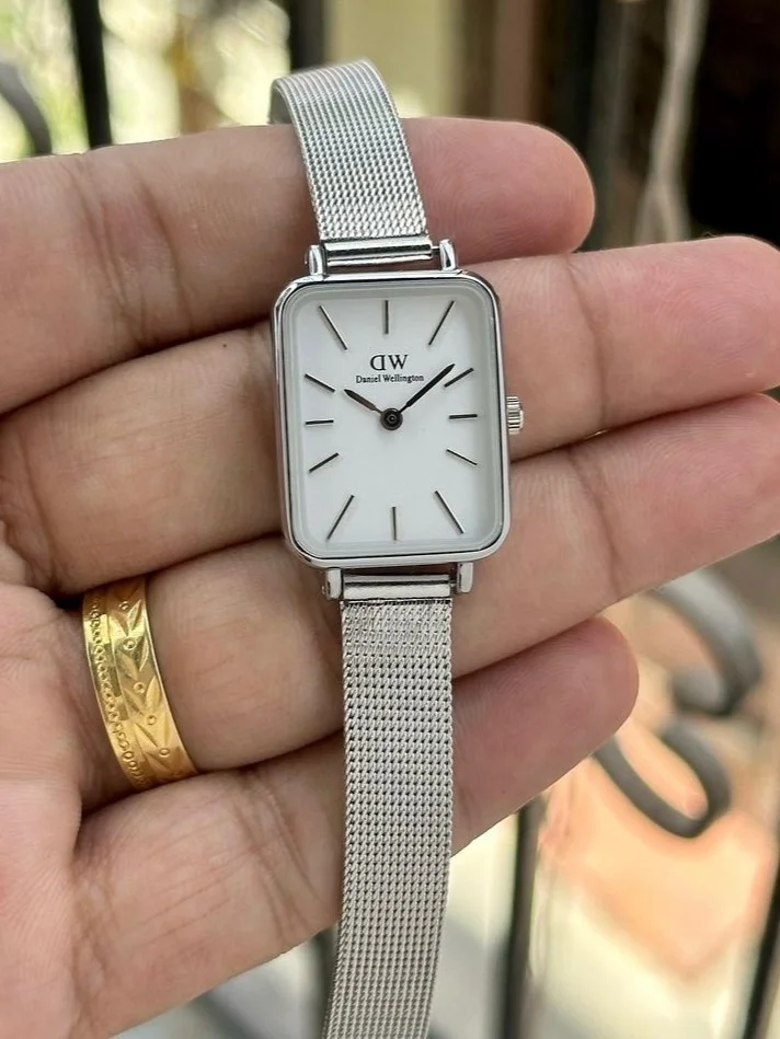Daniel Wellington Quadro Pressed Sterling 20X26 mm Women's Watch