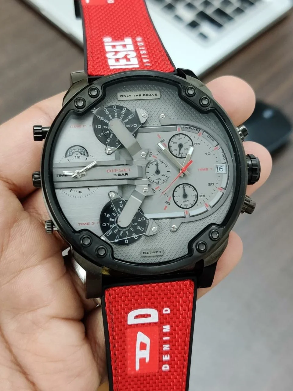 Diesel Mr. Daddy 2.0 Red Chronograph 4 Time Zones Men' Watch - DZ7423