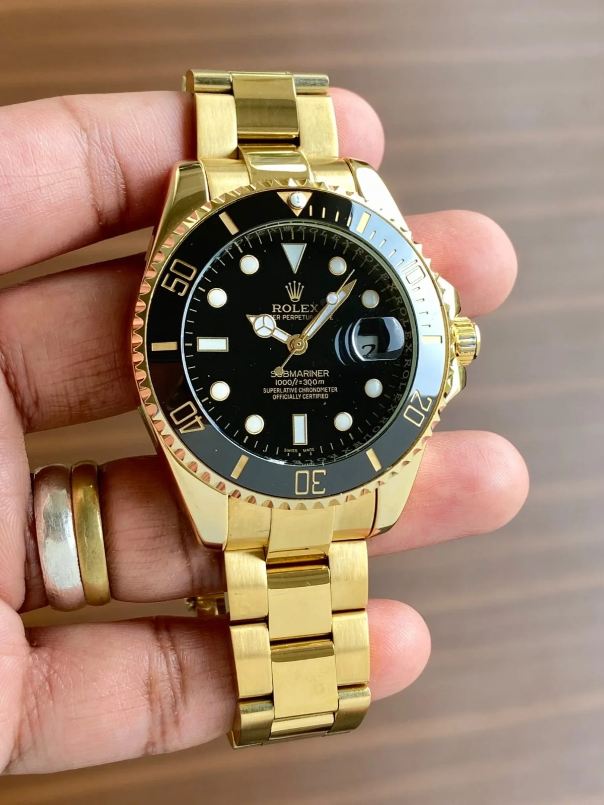 Rolex submariner Date Yellow Gold Black Dial 41mm Men's Watch - 126618LN
