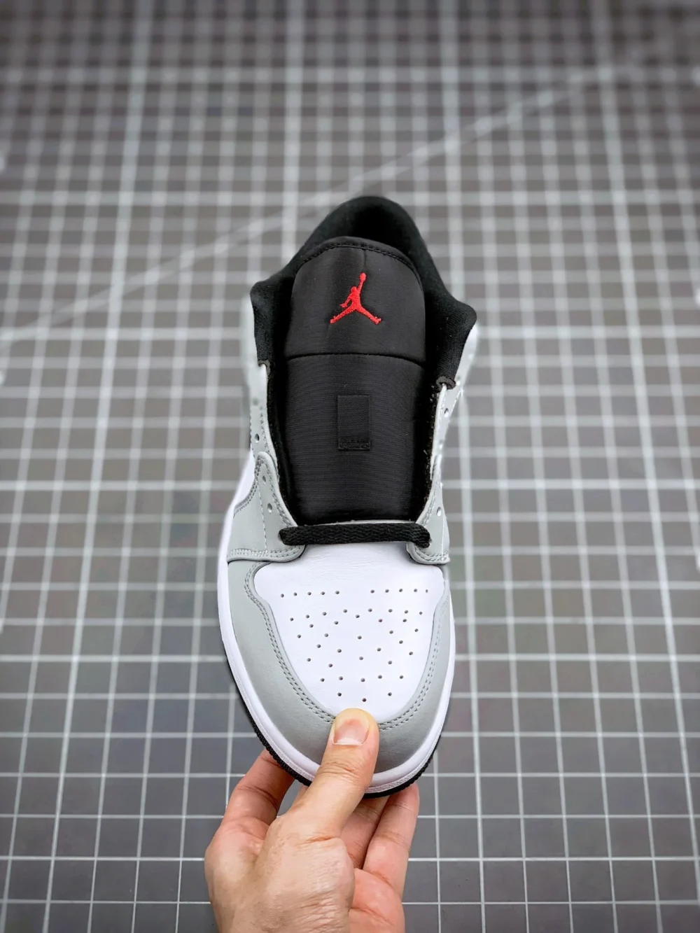 Air Jordan 1 Low Light Smoke Grey Red