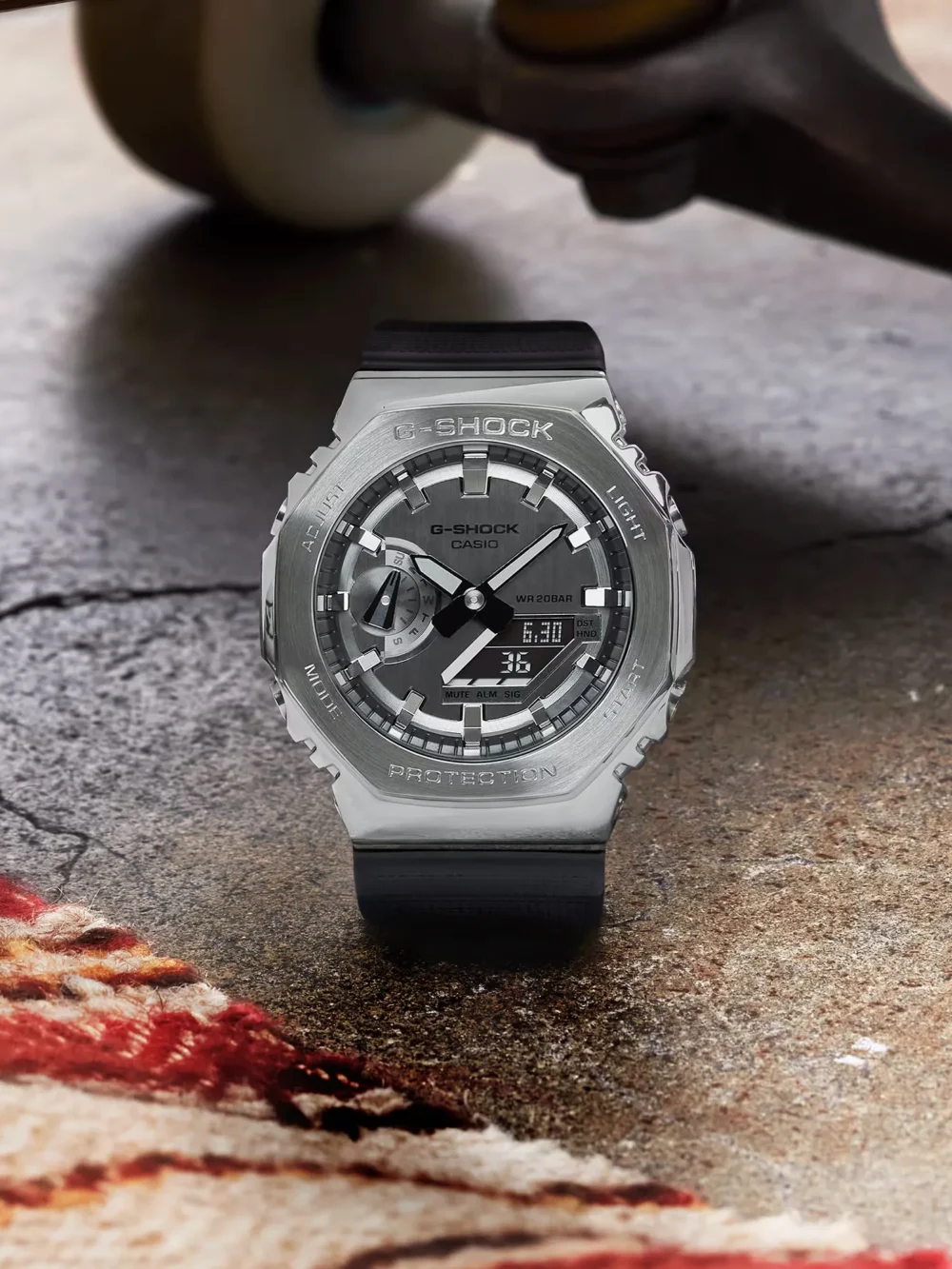 Casio G-Shock G-Steel GM-2100-1ADR Silver Analog-Digital Dial Black Resin Strap G1159