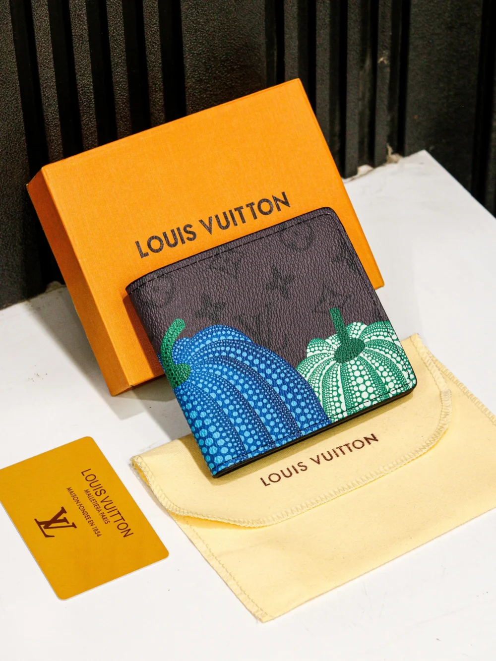 Louis Vuitton Men’s Wallet