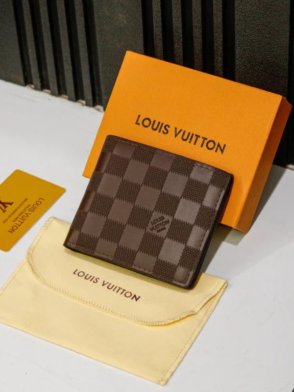 Louis Vuitton Men’s Wallet