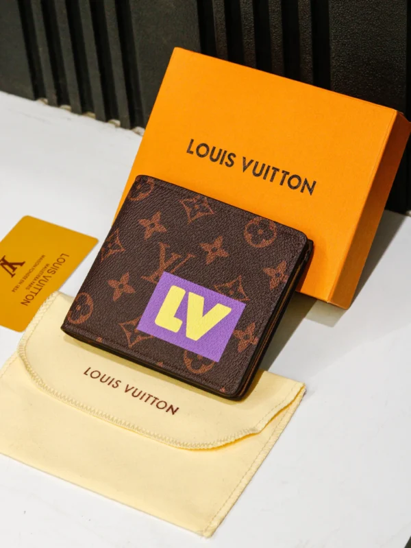 Louis Vuitton Men’s Wallet
