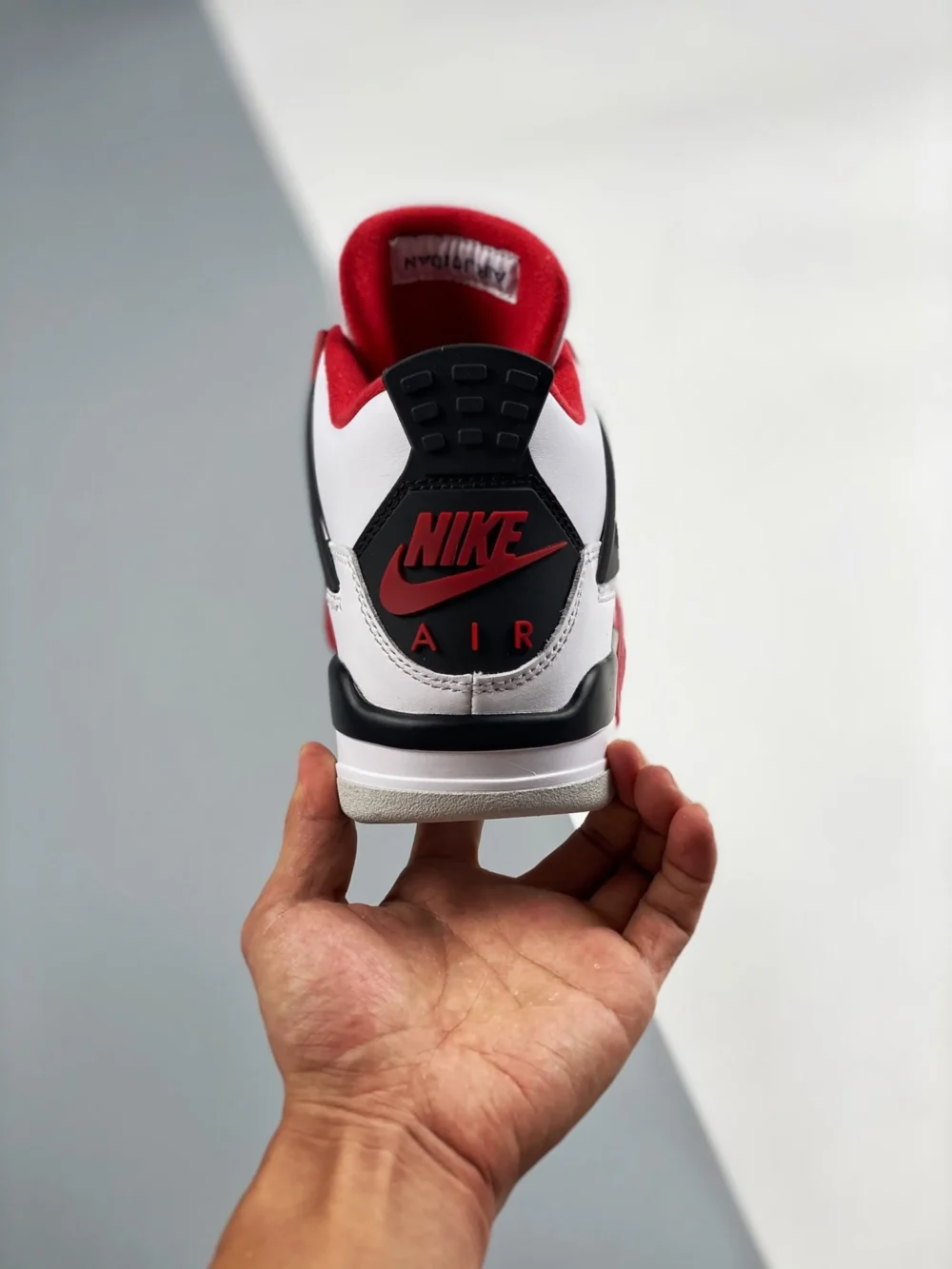 Air Jordan 4 “Fire Red” WhiteFire Red-Black-Tech Grey