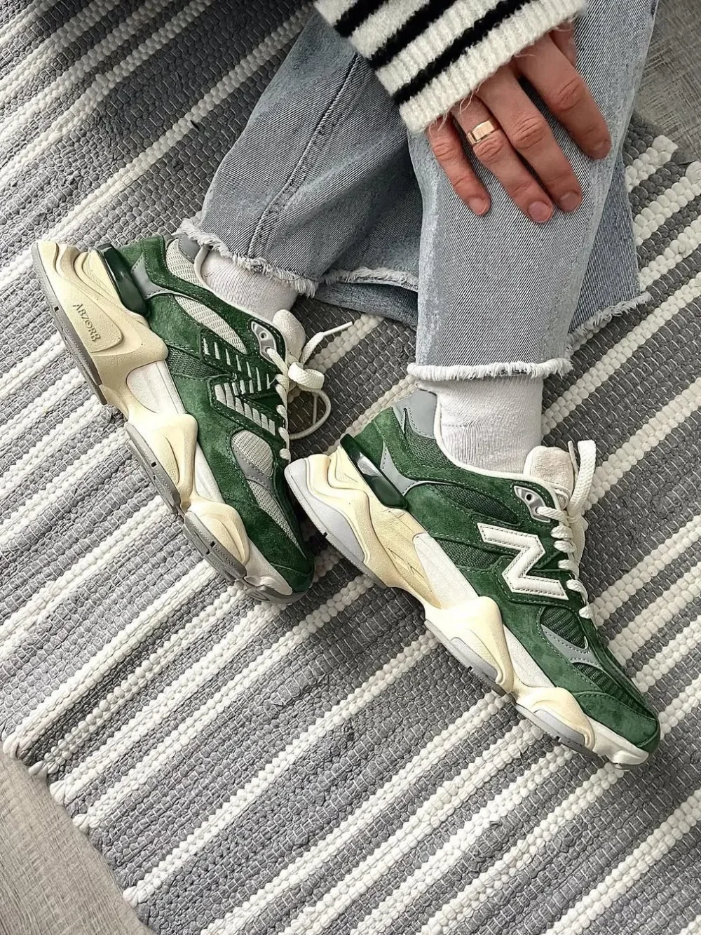 New Balance 9060 Nori Green Cream