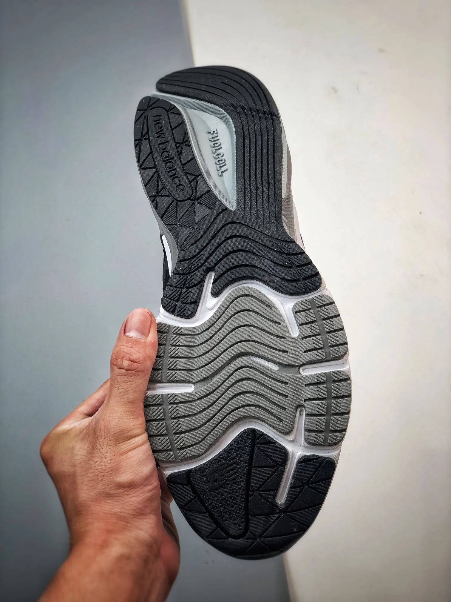 New Balance 990 V6 Black Sneakers