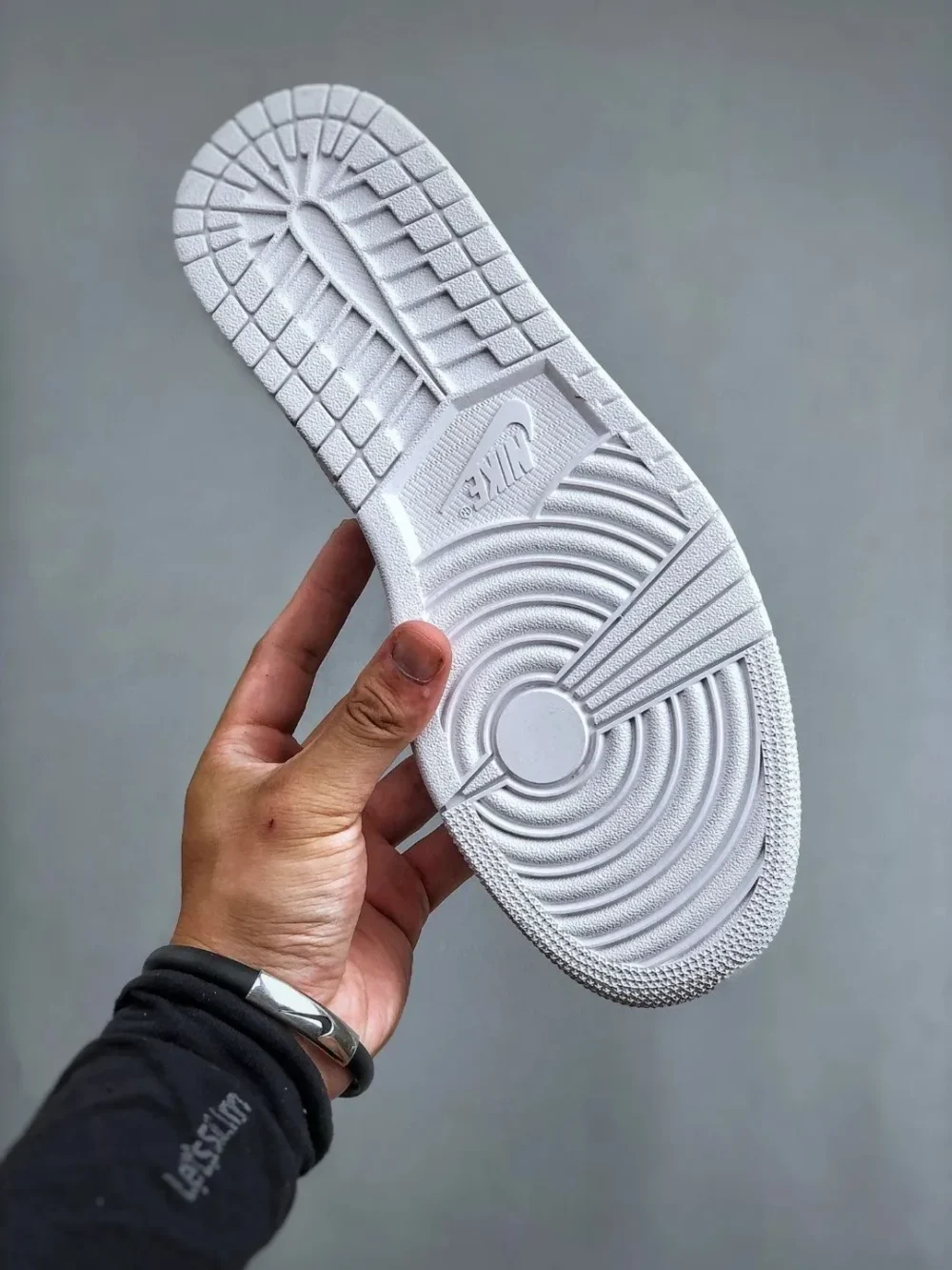 Nike Air Jordan Retro 1 X Travis Scott White Party