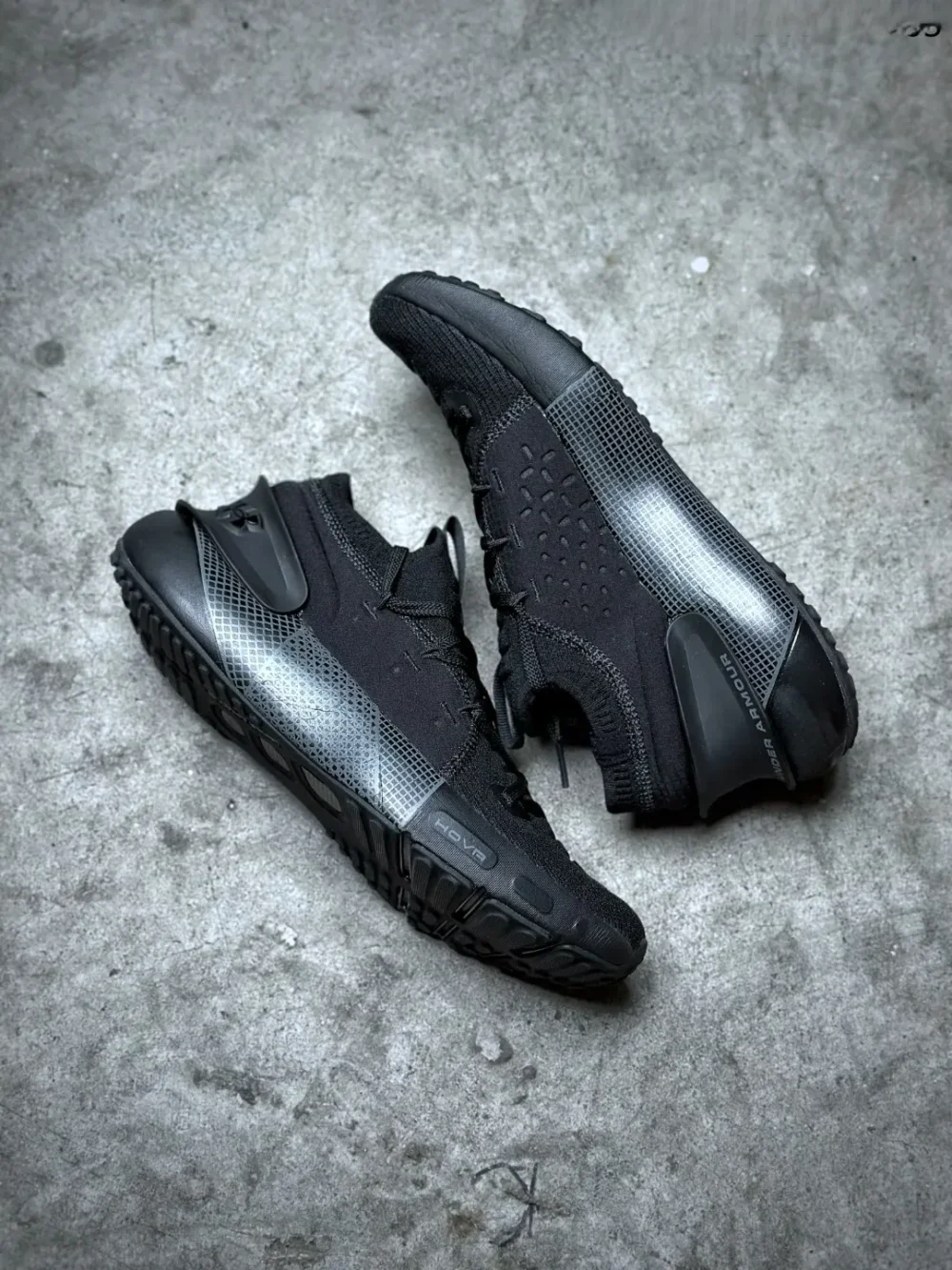 Under Armour Hovr Phantom 3 All Black
